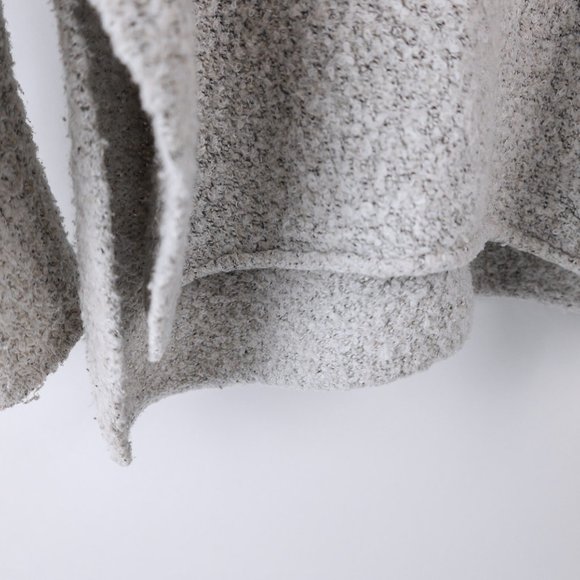Comfy Knit Urban Outfitters Oversized Sweater - Picture 7 of 11